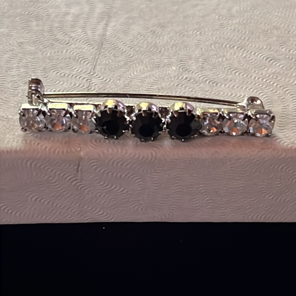 Vintage Rhinestone pin